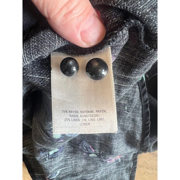 Anthropologie Maeve Black Floral GardeniaButton Shoulder Blouse Size XS - Picture 9 of 10